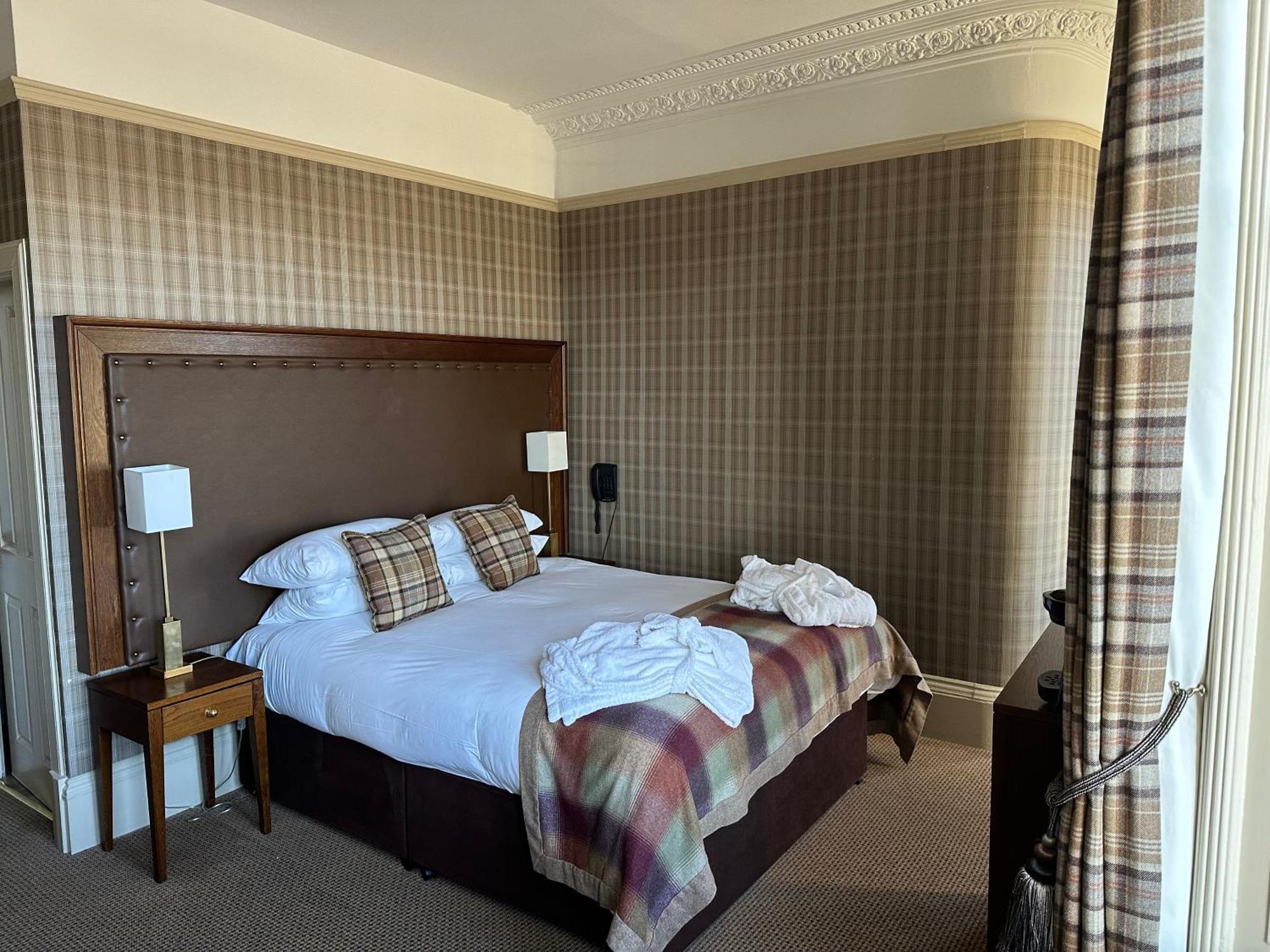 Cairngorm Hotel Авимор Экстерьер фото