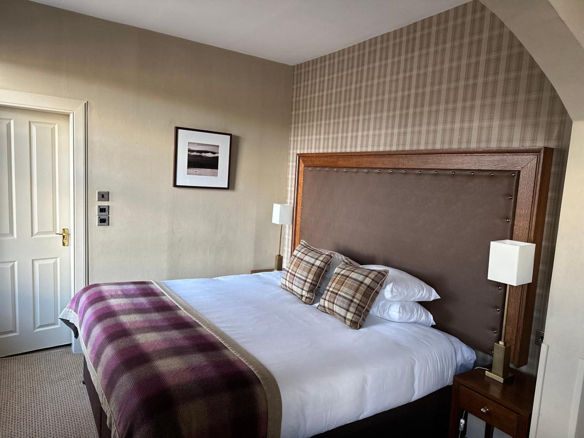 Cairngorm Hotel Авимор Экстерьер фото